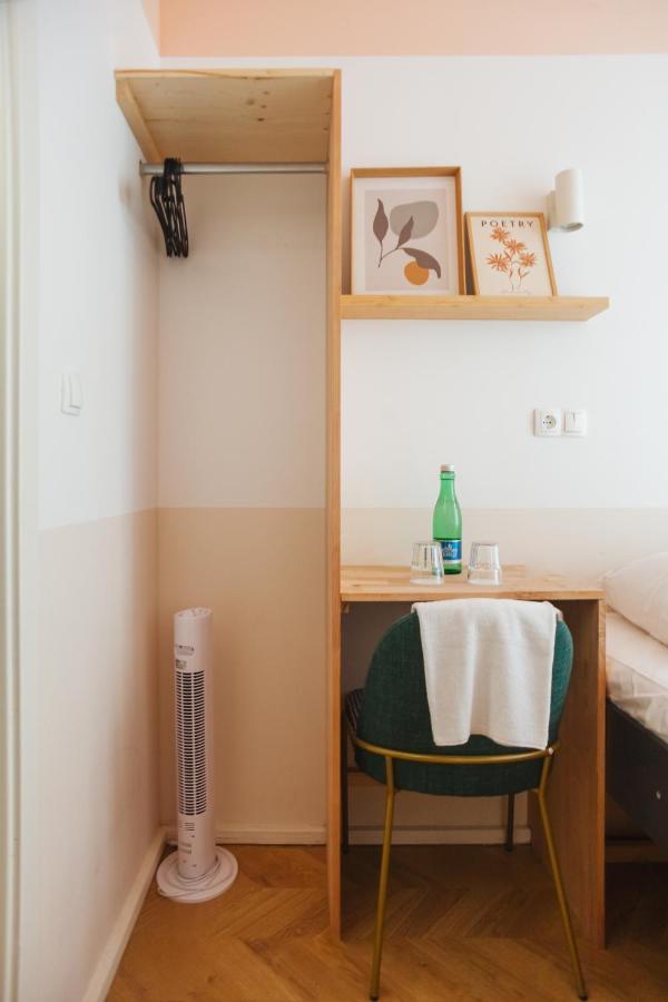 Malfatti Room Oasis With Coworking Space 비엔나 외부 사진